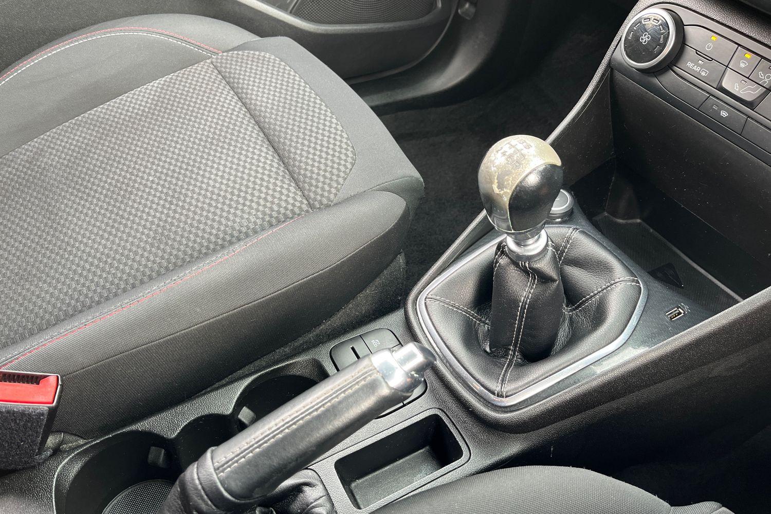 Ford Fiesta Photo 29