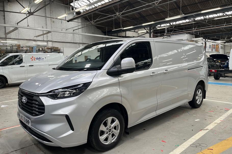 Used Ford TRANSIT CUSTOM WO25UHP 24