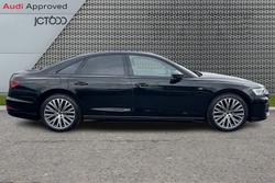 AUDI A8 Photo 4