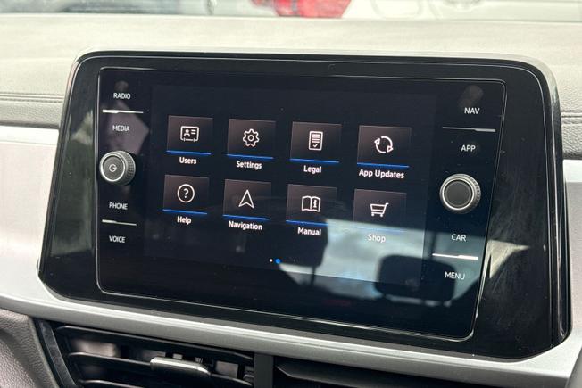 VOLKSWAGEN T-Roc Photo 42