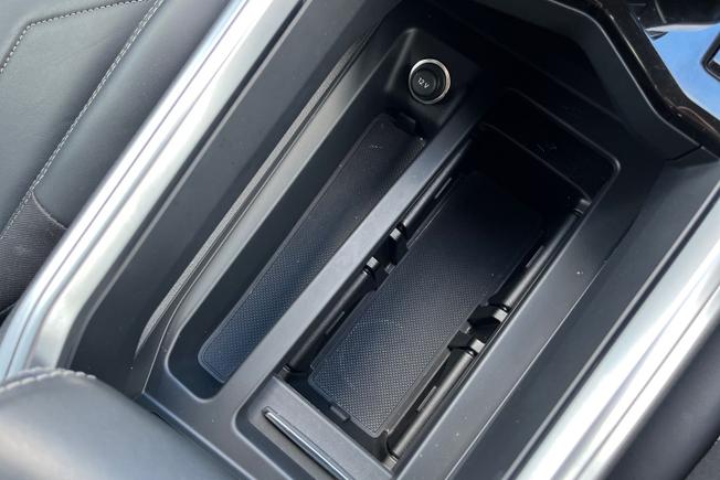 AUDI e-tron Photo 36