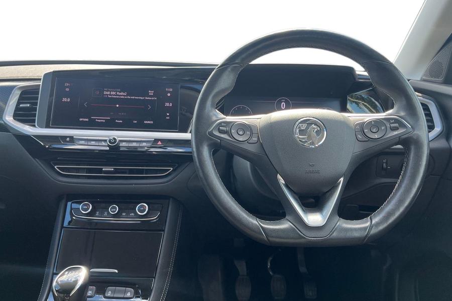 Vauxhall GRANDLAND Photo autoimg-dc28d1a61bf4aaa667b65d0e5052a190ad955464.jpg
