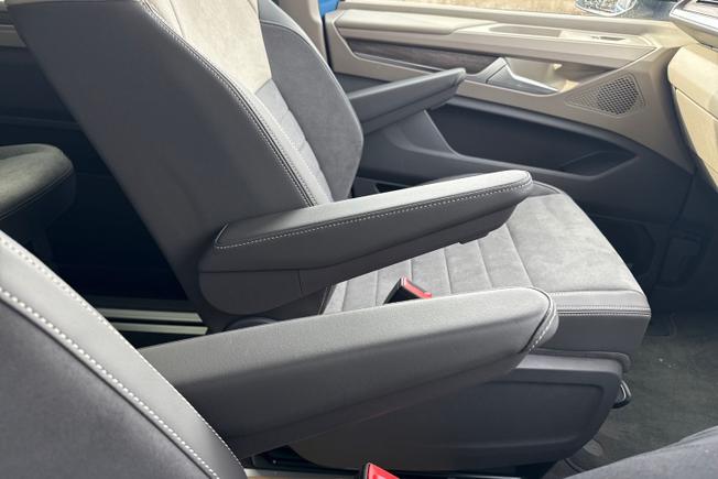 Volkswagen Multivan Photo 49