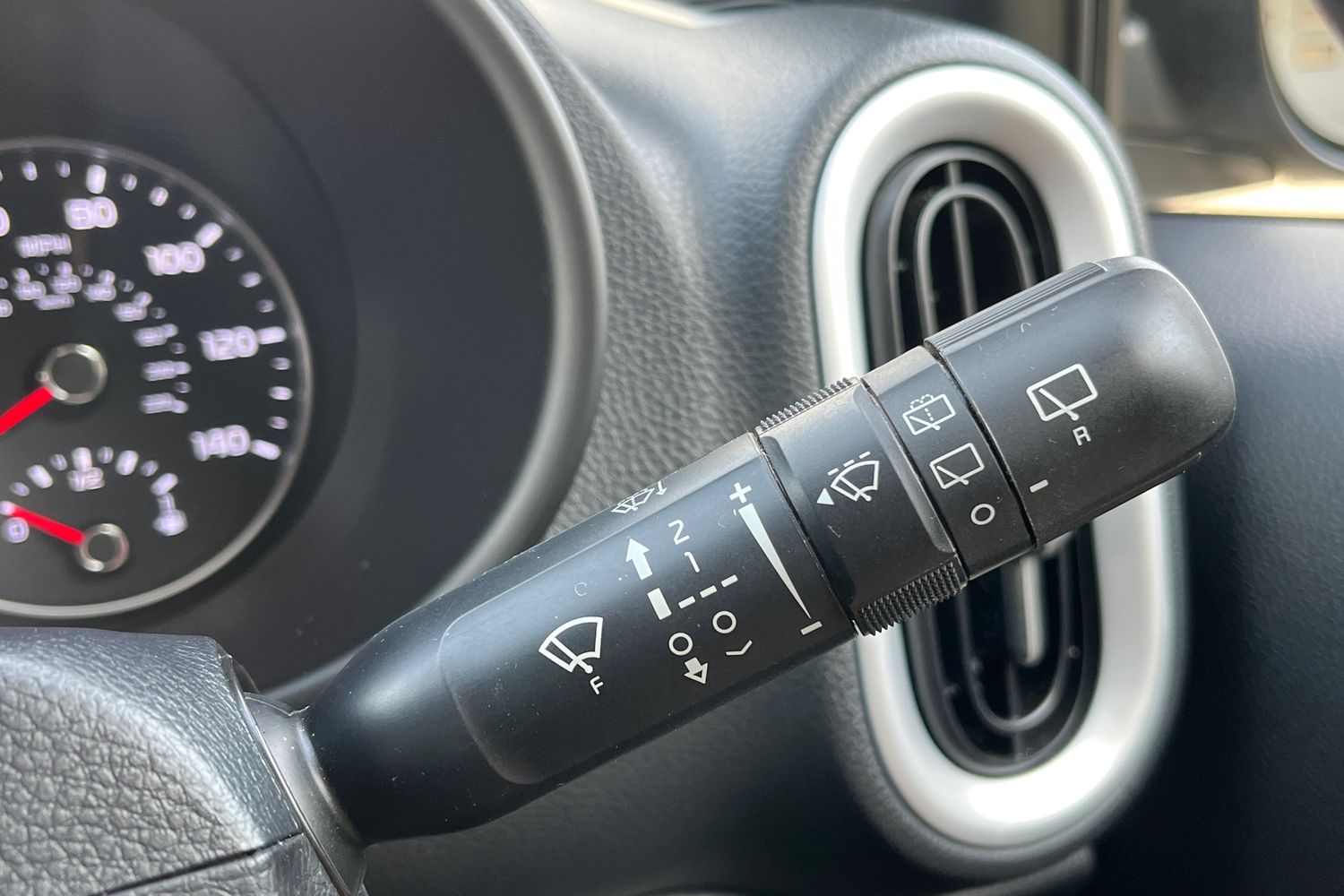 Kia Picanto Photo 14