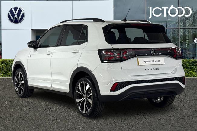 VOLKSWAGEN T-Cross Photo 3