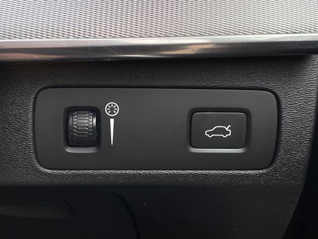 VOLVO Xc90 Photo 42