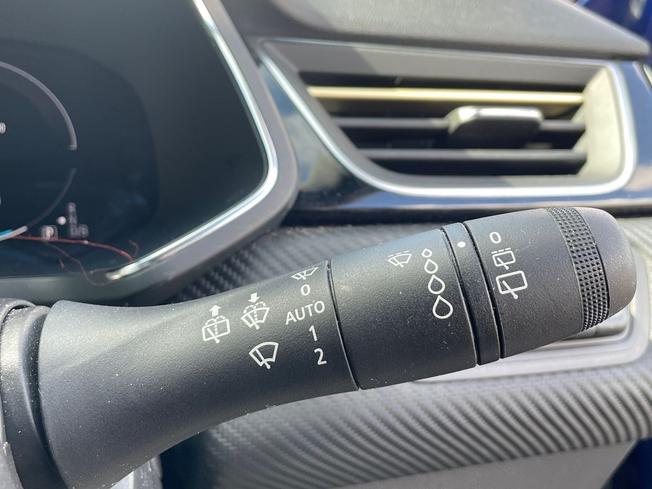 RENAULT Captur Photo 32