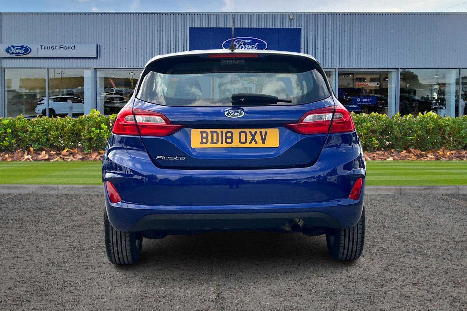 Ford Fiesta Photo 6