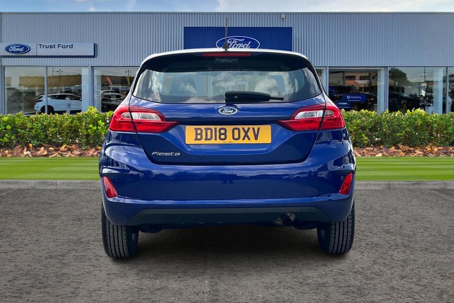 Ford Fiesta Photo autoimg-dc34da47aa2962ee286f20ffbb648a11ac72eb68.jpg