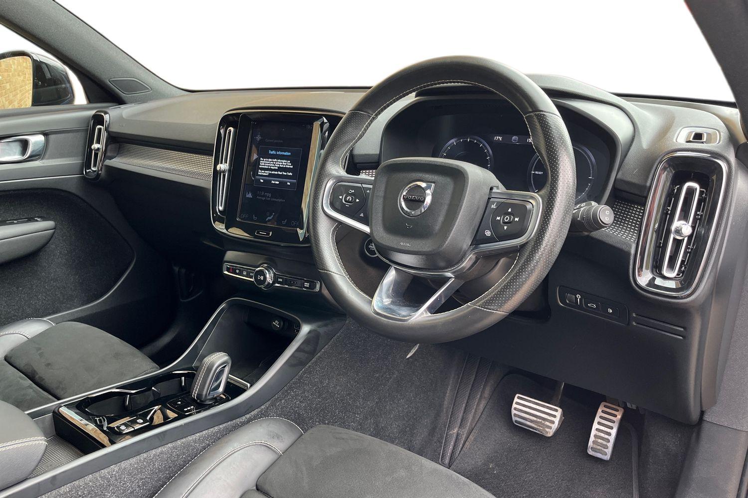Volvo XC40 Photo 8