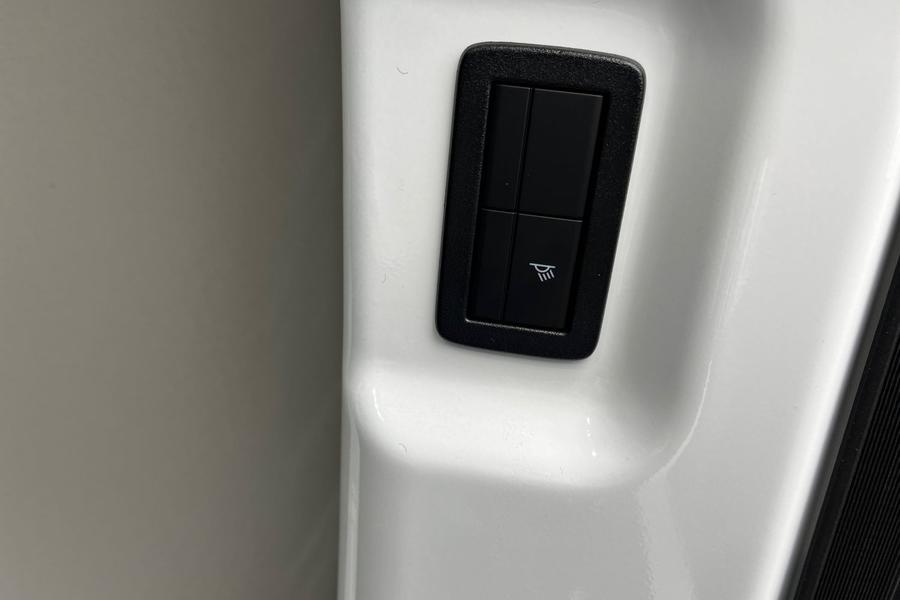 Ford TRANSIT CUSTOM Photo autoimg-dc38e4a949de2177e80fe29da8df6930f8aace7a.jpg