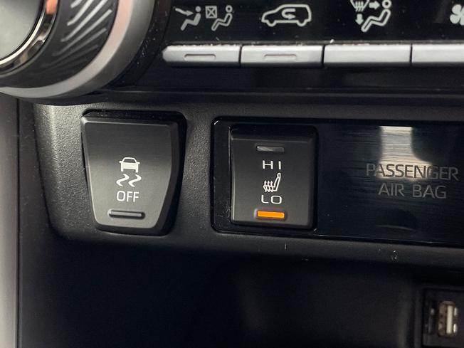 TOYOTA Rav4 Photo 48