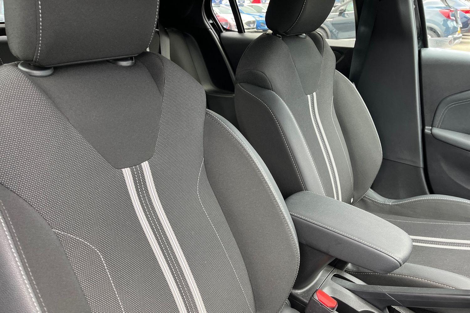 Vauxhall Corsa Photo 16