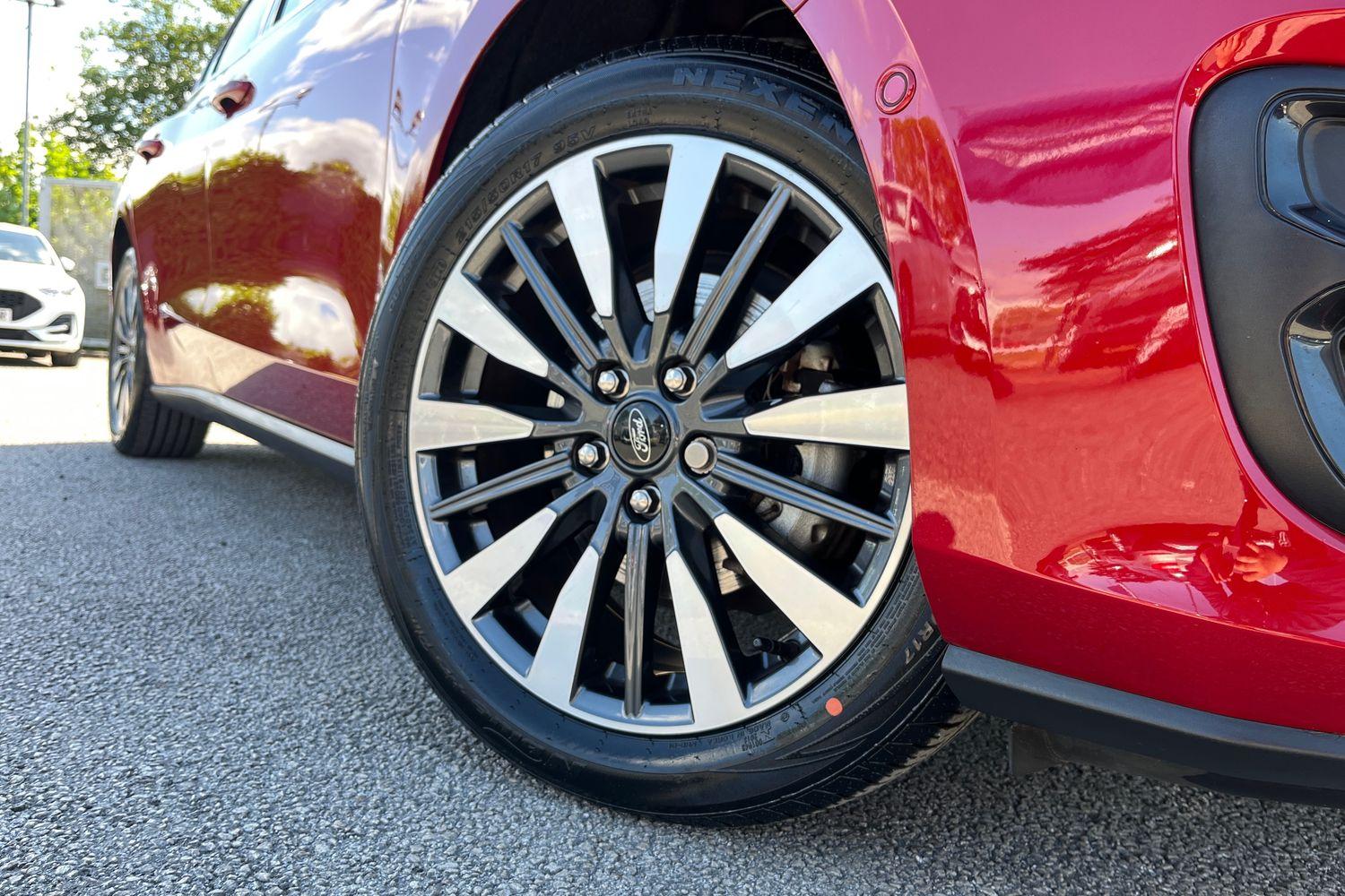 Ford Focus Photo 7