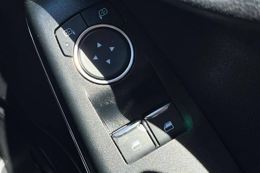 Ford FIESTA Photo autoimg-dc428954719251e341285696c2cb1fded773f332.jpg