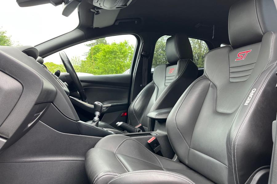 Ford Focus Photo autoimg-dc46cb671a235d1258599165a3fb8e23037ec65f.jpg