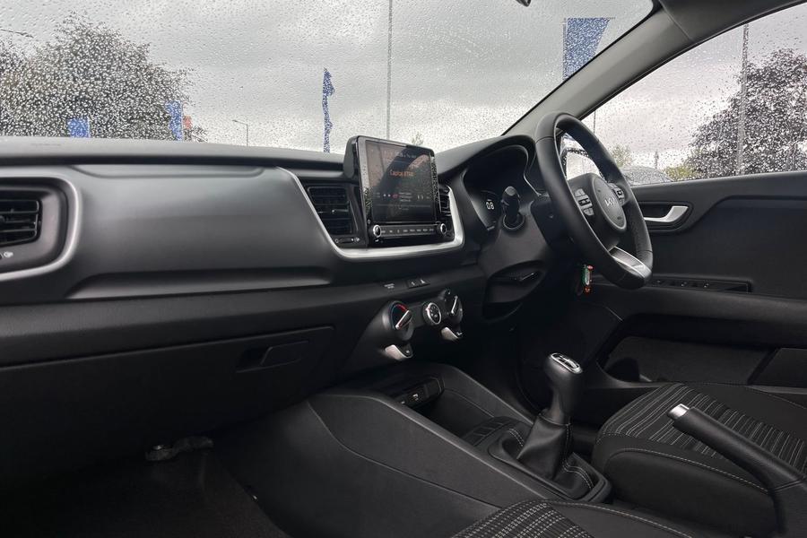 Kia STONIC Photo autoimg-dc47834538adace6c39d364235bf8ac3dfbd4228.jpg
