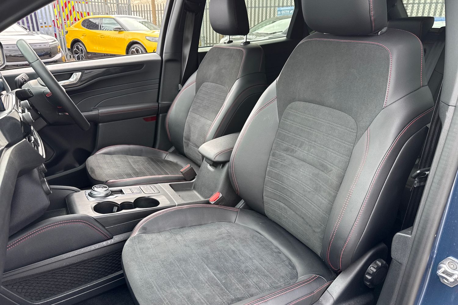 Ford Kuga Photo 18