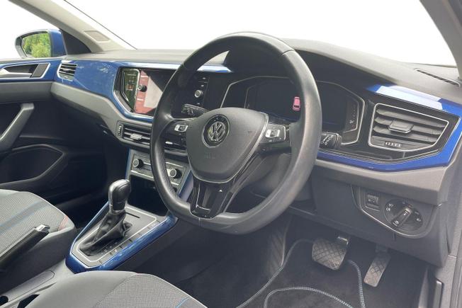 VOLKSWAGEN Polo Photo 6