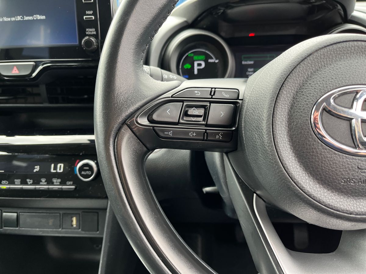 Toyota Yaris Cross Photo 14