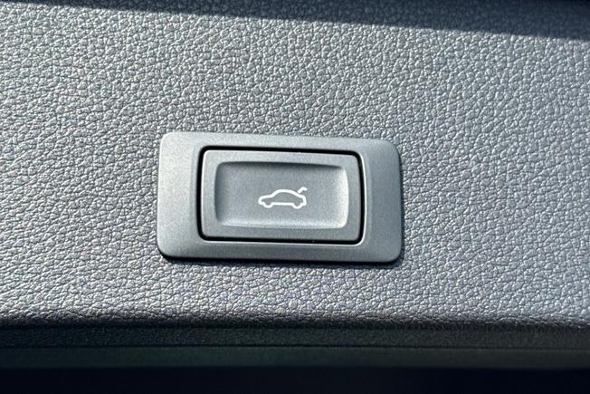 AUDI Q2 Photo 40