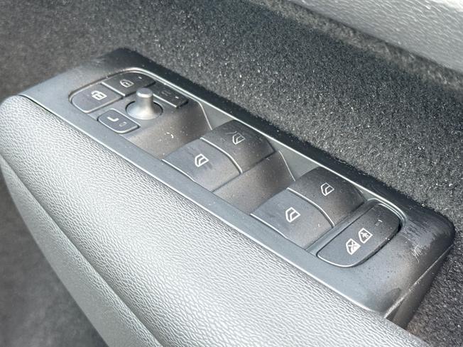VOLVO Xc40 Photo 45