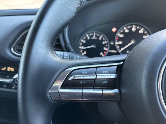 MAZDA Cx-30 Photo 16