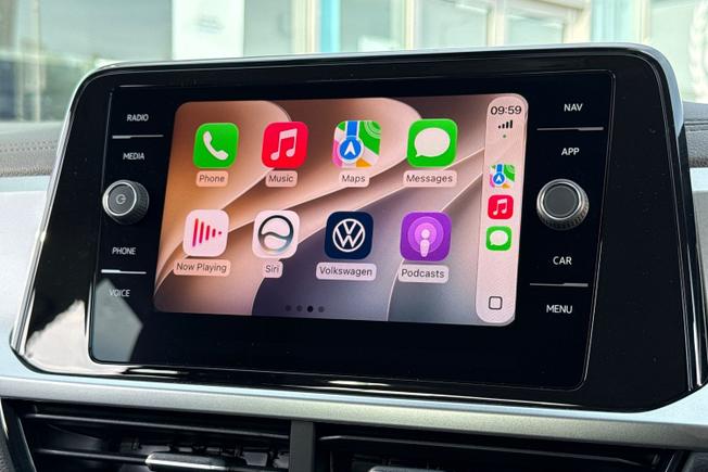 VOLKSWAGEN T-Roc Photo 22