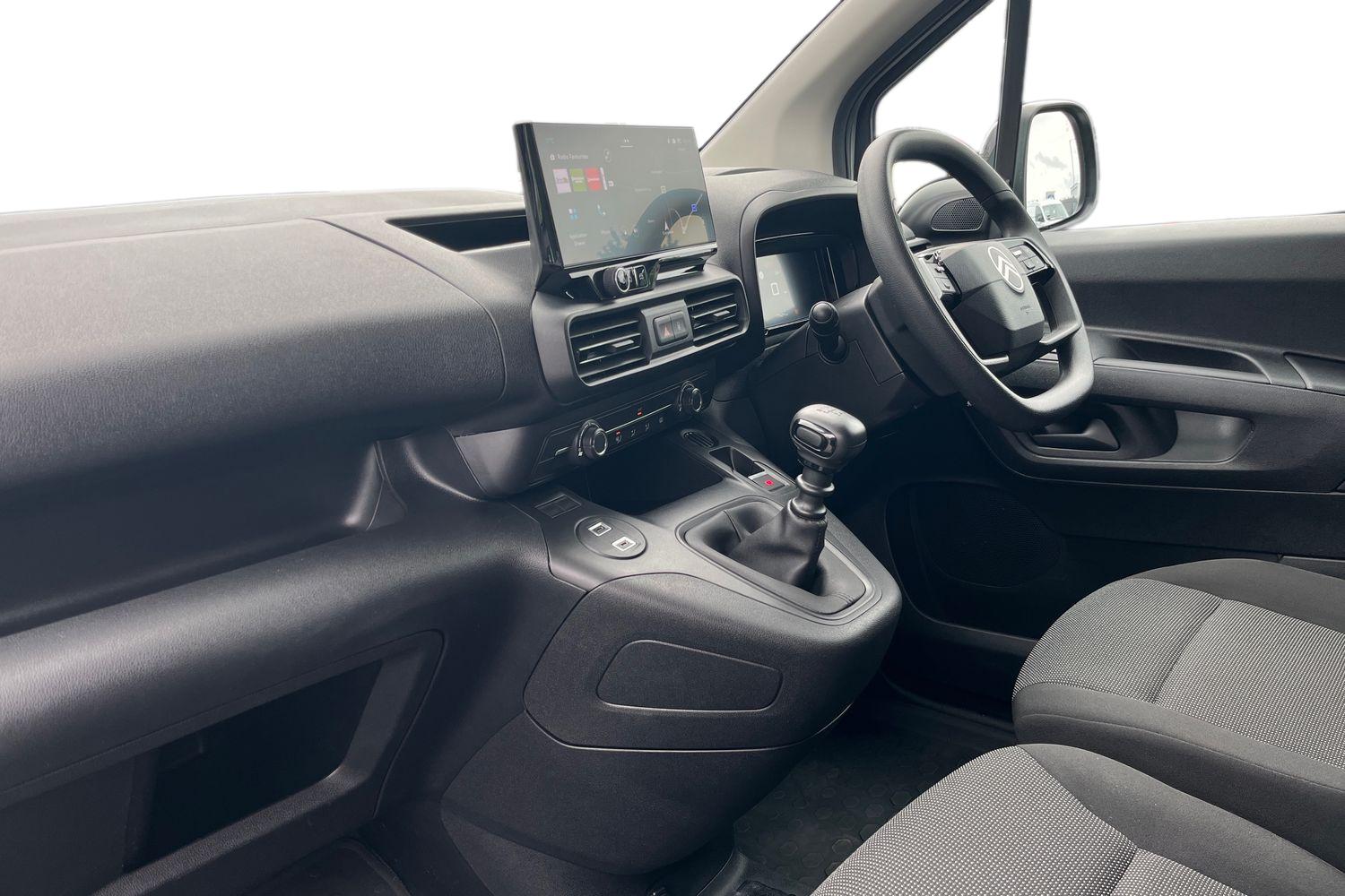 Citroen BERLINGO Photo 2