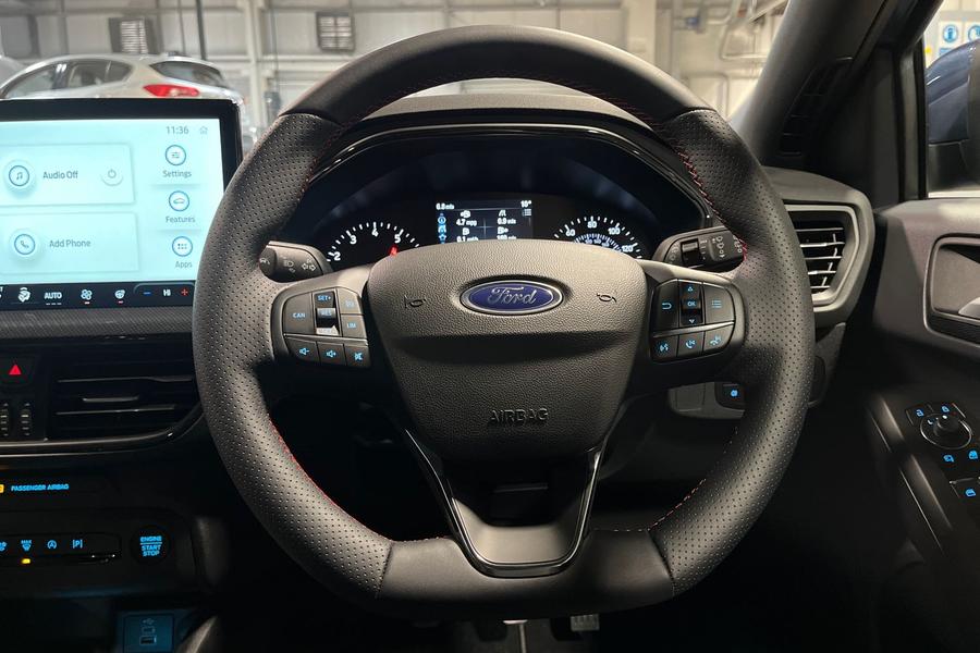 Ford Focus Photo autoimg-dc635ebcb16be4e7329f9206e68b0892026504d1.jpg