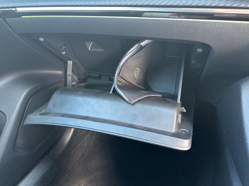 Used Peugeot 2008 LM72YHR 30