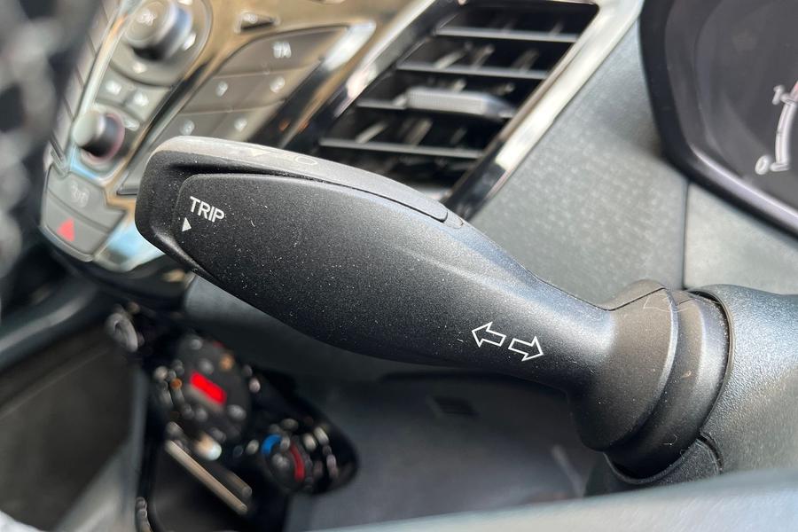 FORD FIESTA Photo autoimg-dc6ba78237a4673a6ff99b5d0edb74df6ef03b83.jpg