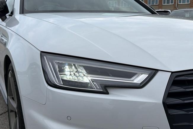 AUDI A4 Avant Photo 52