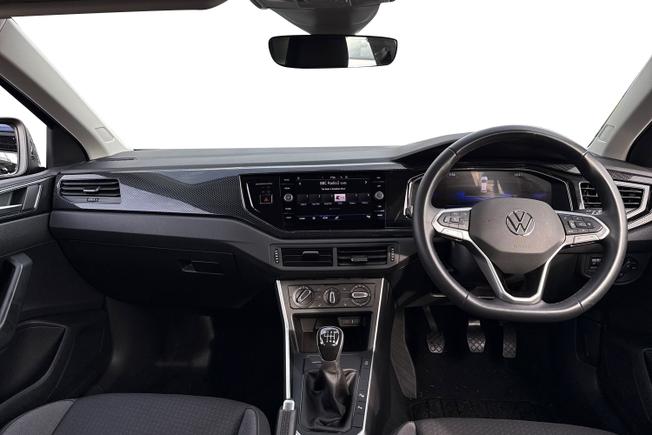 VOLKSWAGEN Taigo Photo 10
