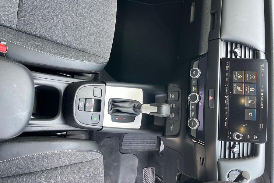 Honda Jazz Photo autoimg-dc7656d466fbd76ff0edbfb3adb8d9bfa8a2f34a.jpg