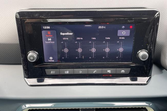 SEAT Arona Photo 28