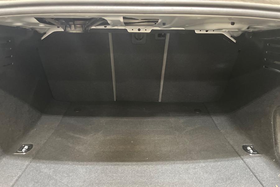 Audi A4 Photo autoimg-dc7c89c23ca428f2e79c990318bdd0715f15c1ee.jpg