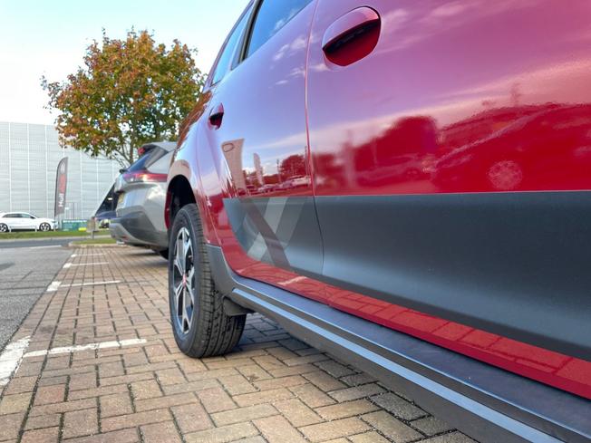 DACIA Duster Photo 23