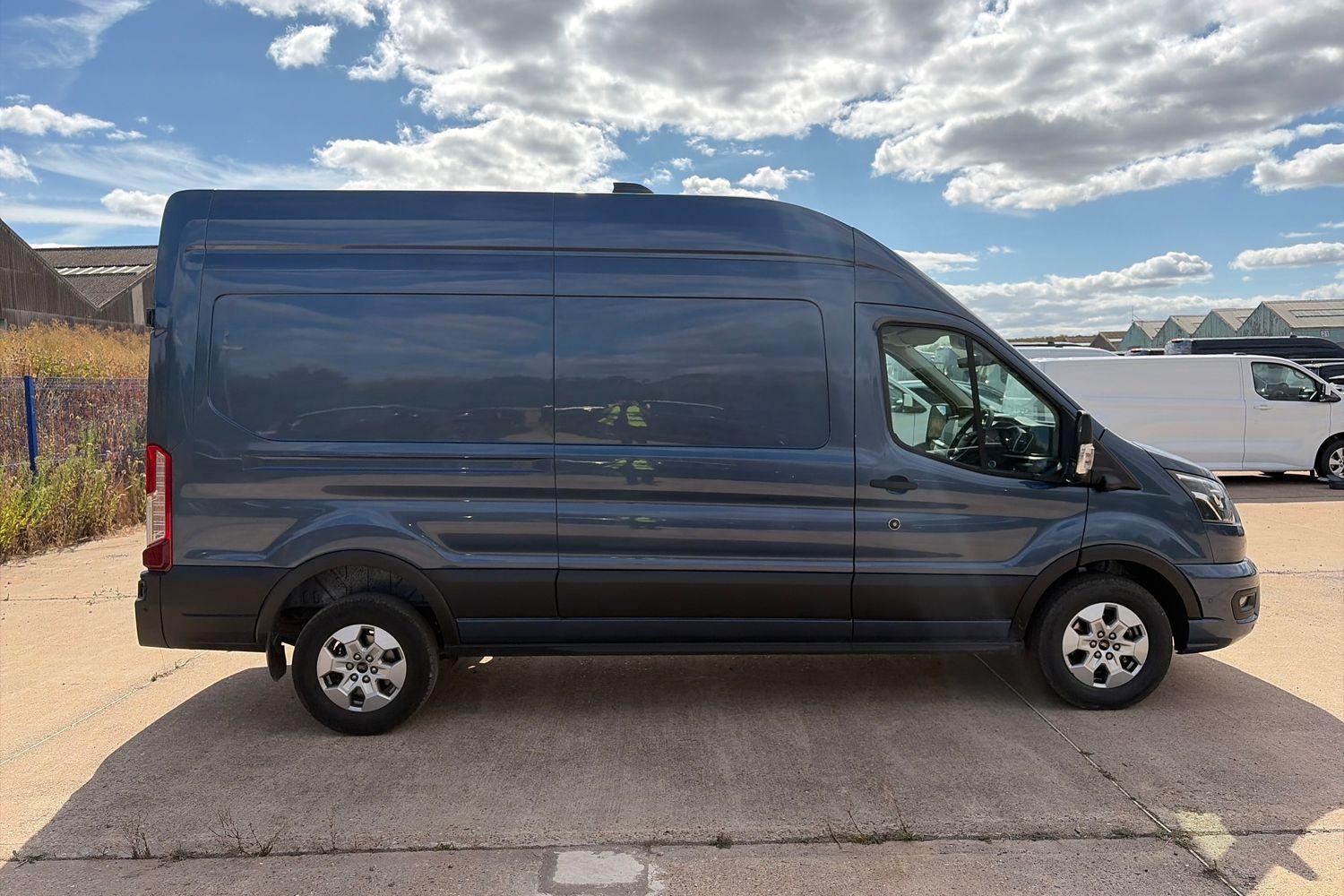 Ford TRANSIT Photo 23