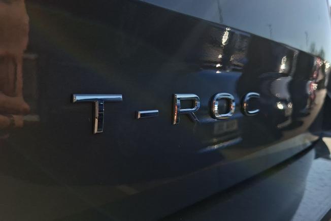 VOLKSWAGEN T-Roc Photo 21