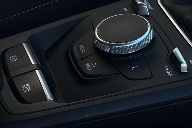 AUDI Q2 Photo 37