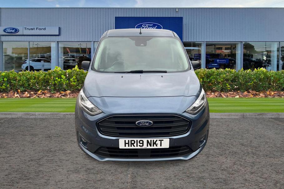 Used FORD TRANSIT CONNECT HR19NKT 11