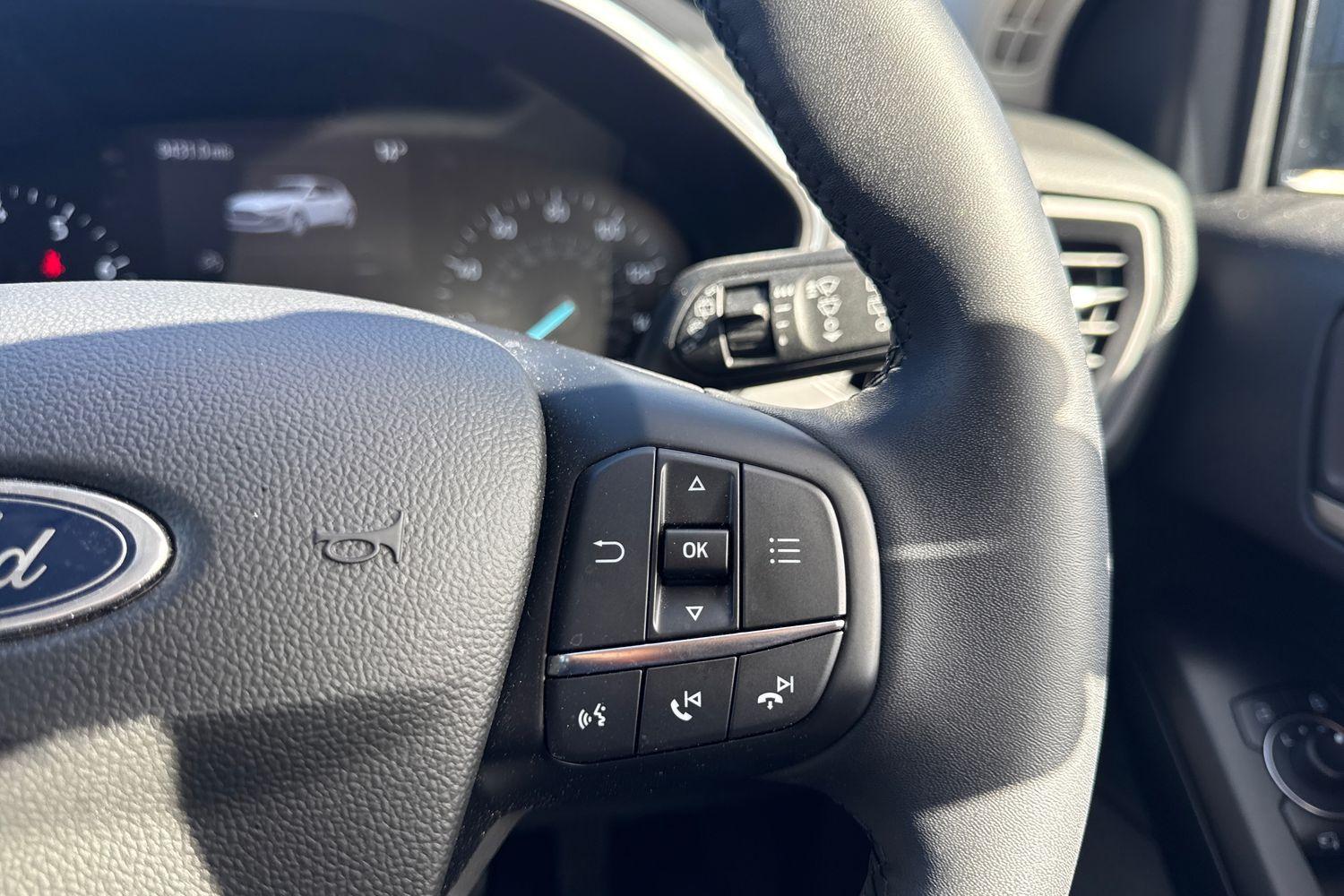 Ford FOCUS Photo 34