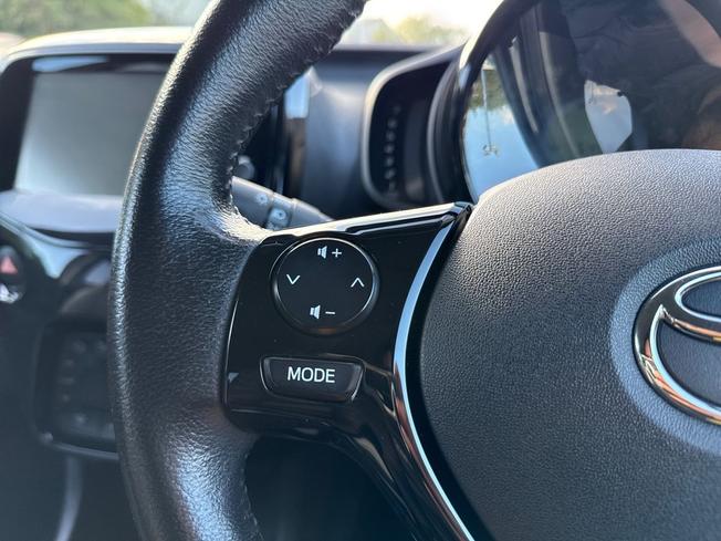 TOYOTA Aygo Photo 16