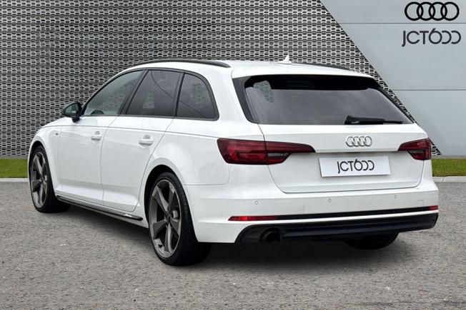 AUDI A4 Avant Photo 3