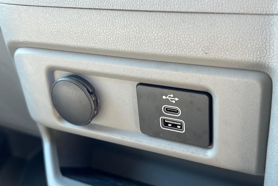 Used Ford TRANSIT CUSTOM FH25ZKZ 33