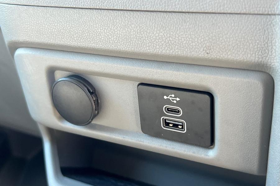 Ford TRANSIT CUSTOM Photo autoimg-dc99d1f4924f28a92197fb5fe88b7ab12057131f.jpg