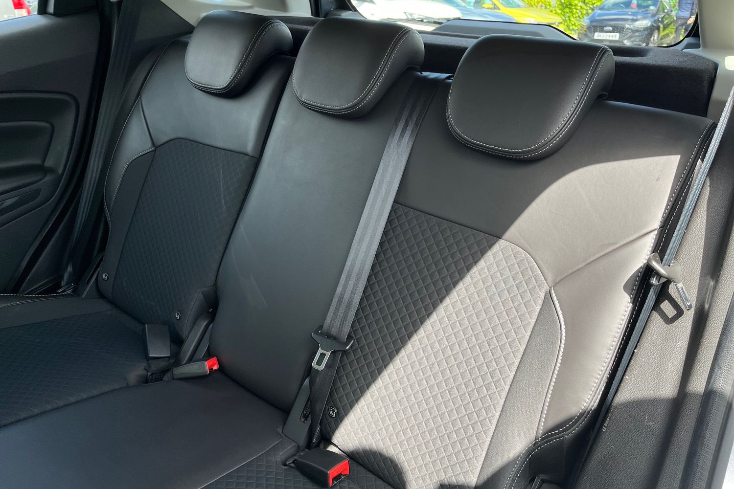 Ford EcoSport Photo 19