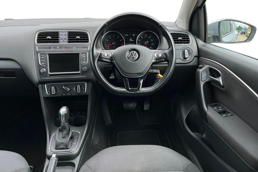 Volkswagen Polo Photo autoimg-dc9ef862bbc8b27c8ff9effeca0858e58ce58446.jpg