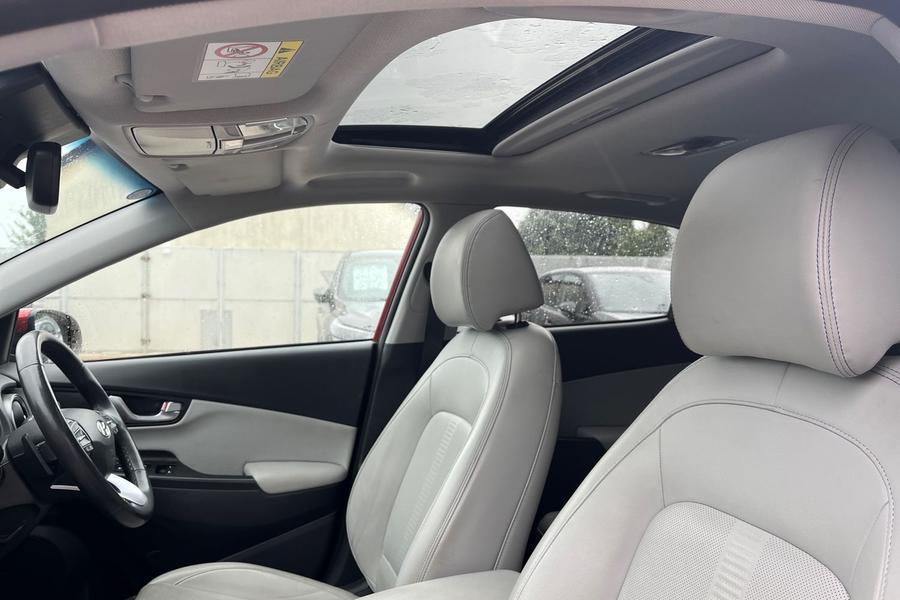 Hyundai KONA Photo autoimg-dca0ddc70b944c32003b4ce07a186116b877fe75.jpg